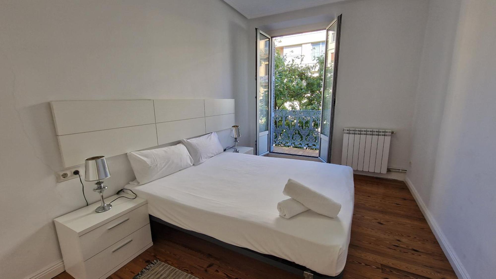 Home In The Heart Of Donostia! Saint-Sébastien Extérieur photo